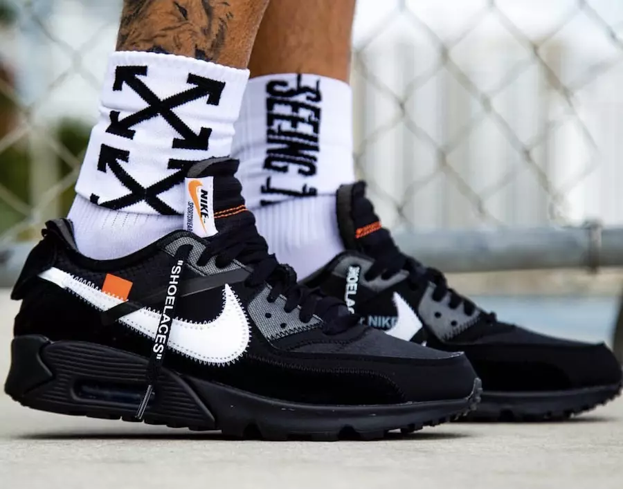 Off-White x Nike Air Max 90 Black White Release Datum