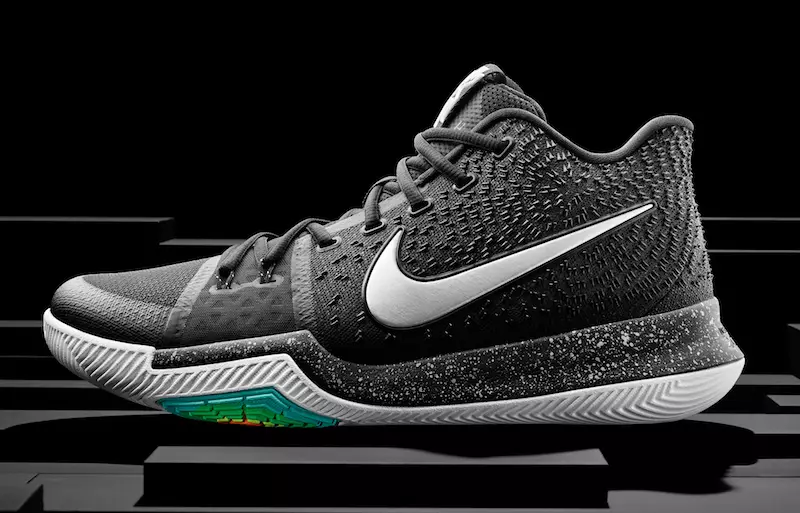 Këpucë sportive Nike Basketball Signature Nike Kyrie 3