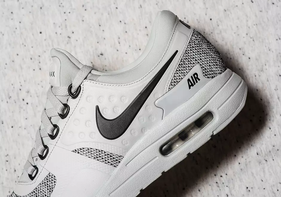 Nike Air Max Zero SE Tulang Ringan