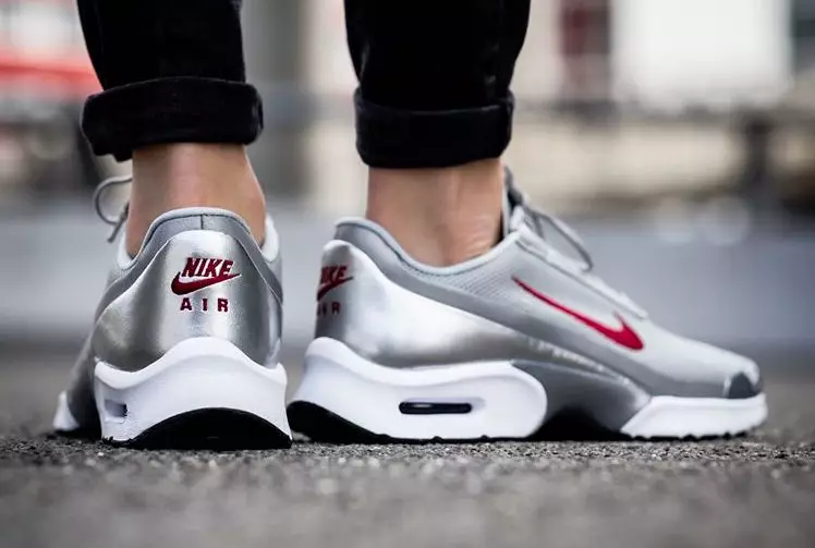 Bala de prata Nike Air Max Jewell