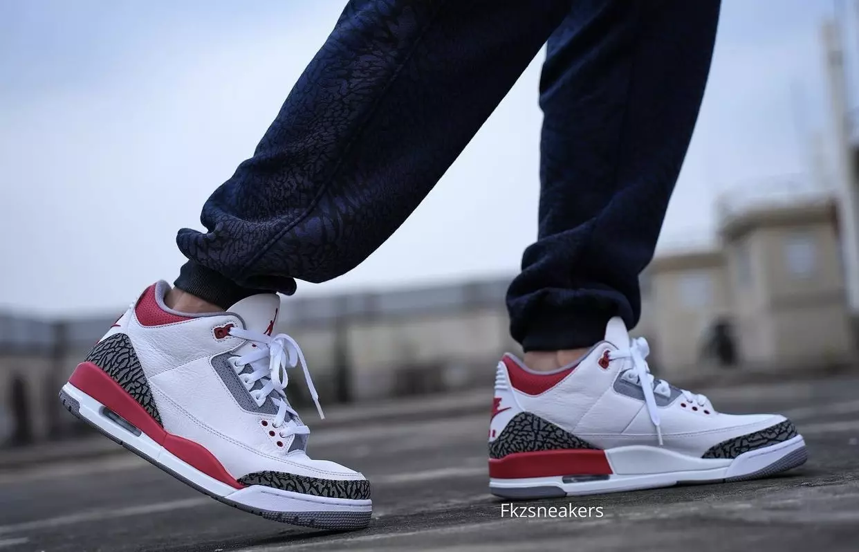 Air Jordan 3 Fire Red DN3707-160 Data lansării On-foot