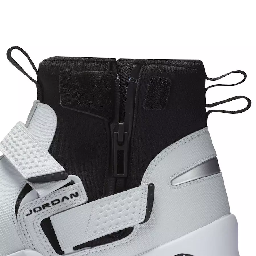 Jordan Trunner LX Branco Alto Preto