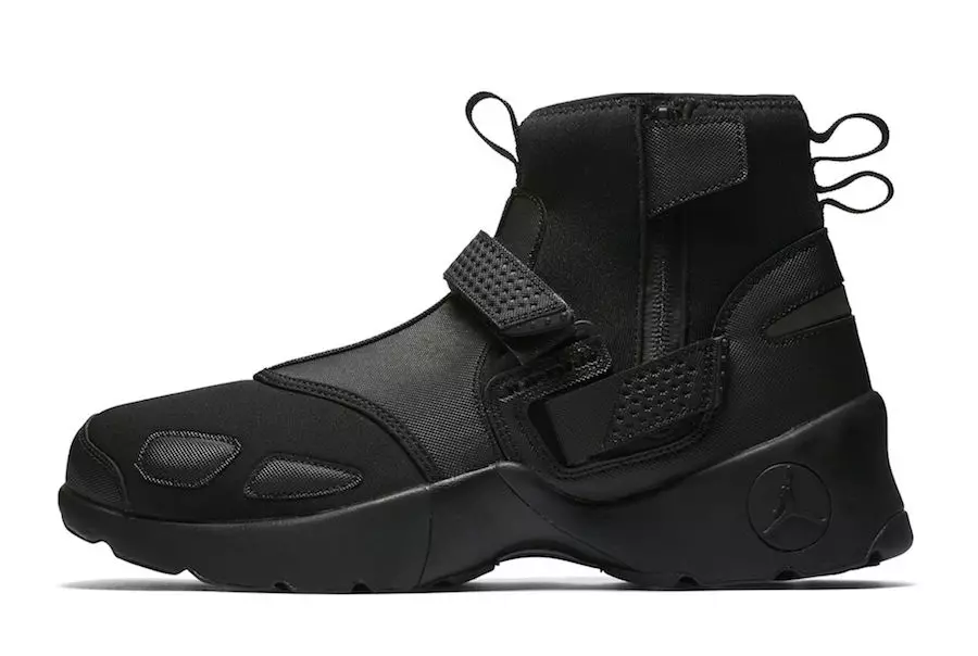 Jordan Trunner LX Ard Triple Dubh