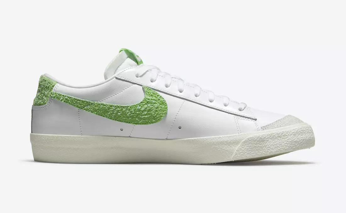 تاریخ انتشار Nike Blazer Low Soccer DJ6193-100