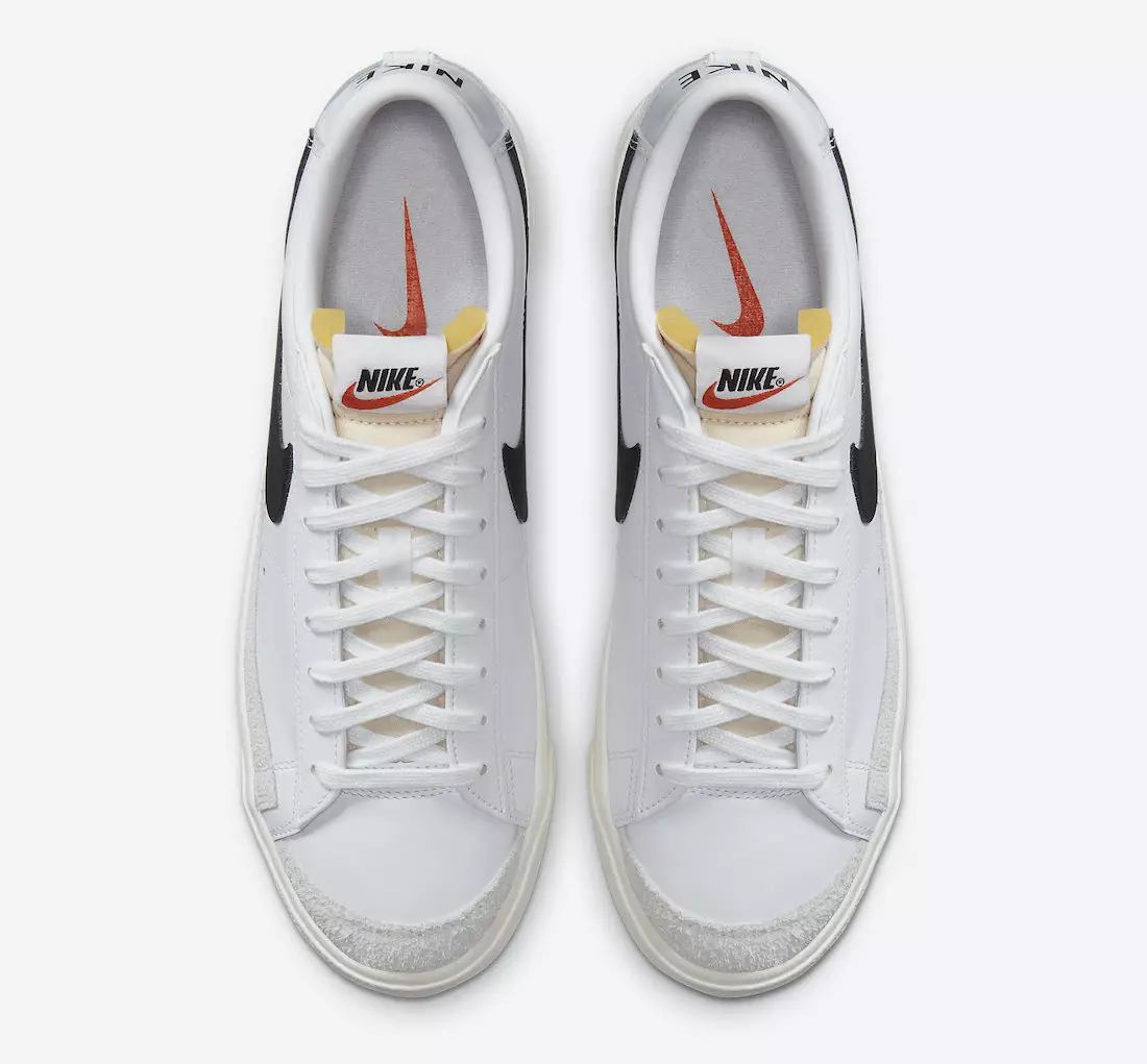 Nike Blazer Low 77 Vintage White Black DA6364-101 ဖြန့်ချိသည့်ရက်စွဲ