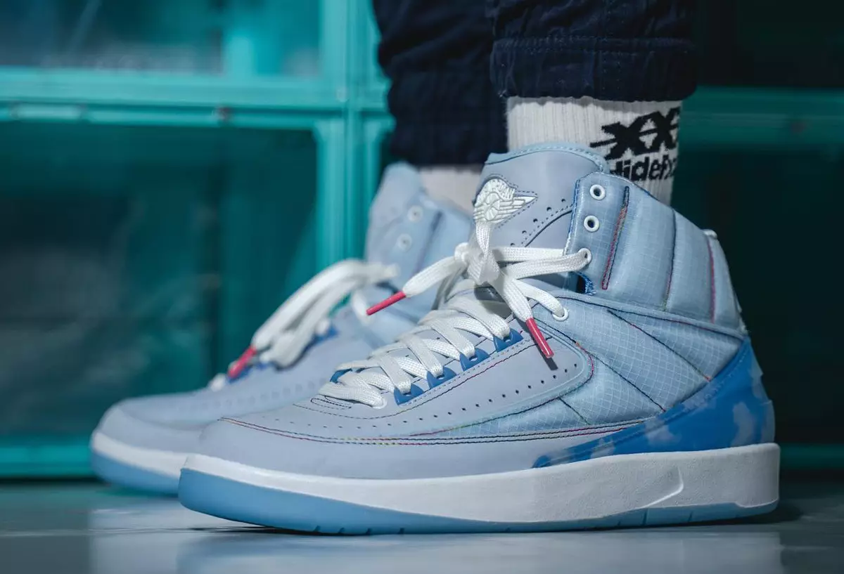 J Balvin Air Jordan 2 auf den Füßen