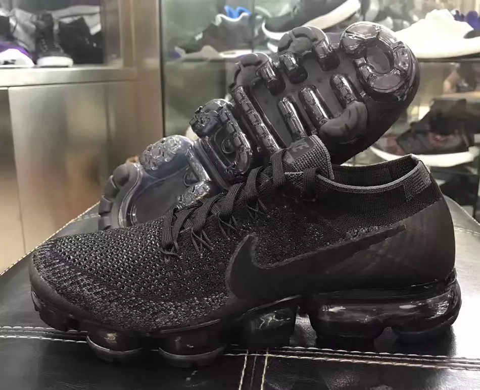 Nike VaporMax Üçlü Siyah 849557-006