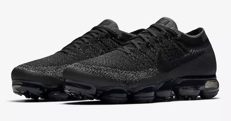 Nike Air VaporMax Triple Black 849558-007 Julkaisupäivä