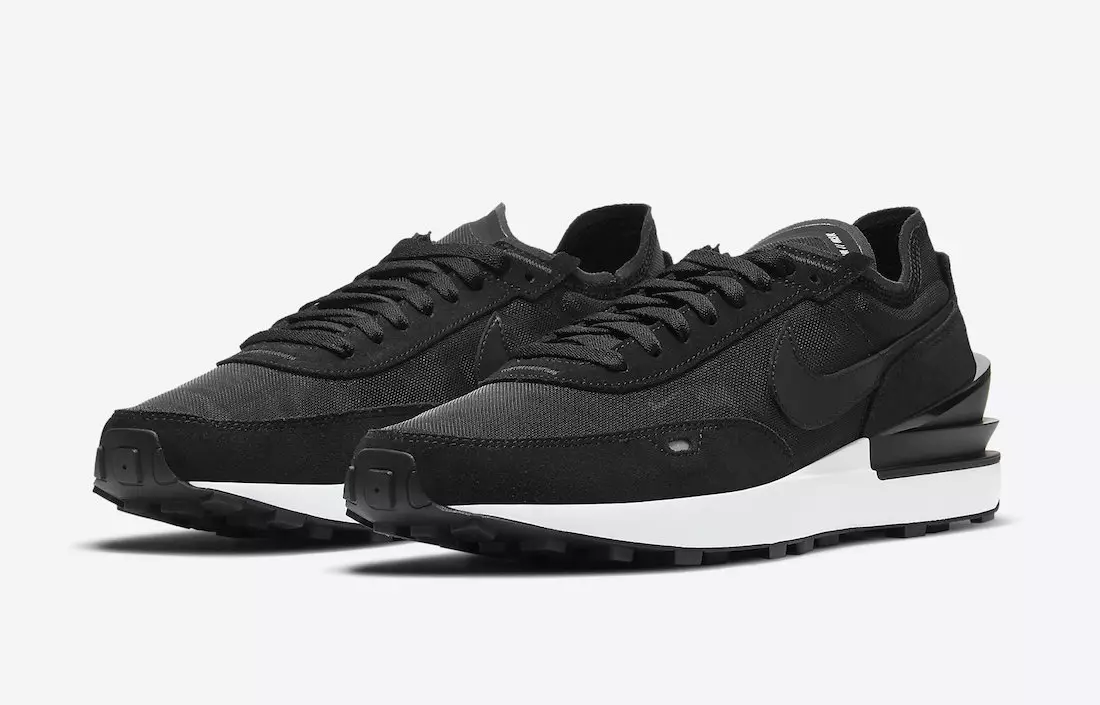 Қара және ақ түсте шығарылатын Nike Waffle One