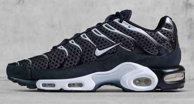 Дата на издаване на NikeLab Air Max Plus Pack