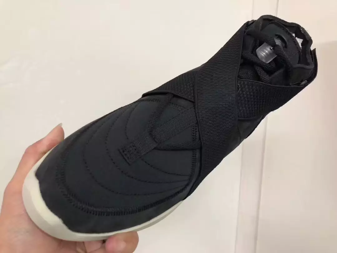 Nike Air Fear of God mokasínové černé křížové popruhy