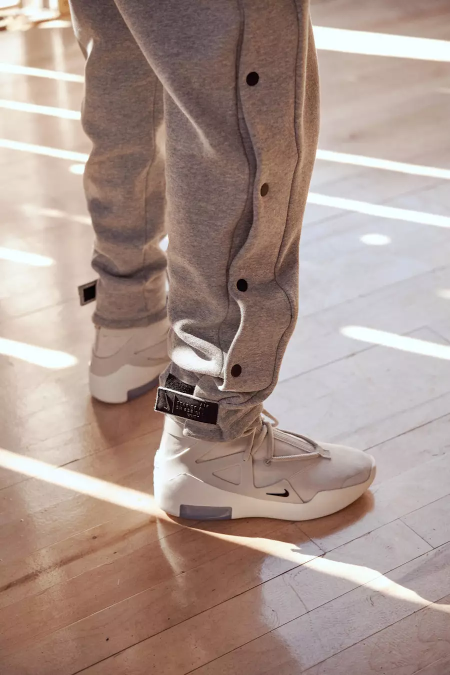 Nike Air Fear of God kolleksiyasi chiqarilgan sana