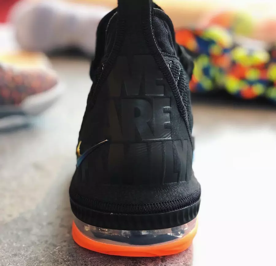 Nike LeBron 16 Ман ваъда медиҳам, ки мо санаи нашри оила ҳастем