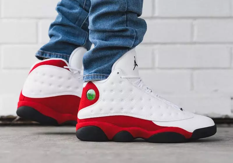 Air Jordan 13 OG Λευκό κόκκινο στα πόδια