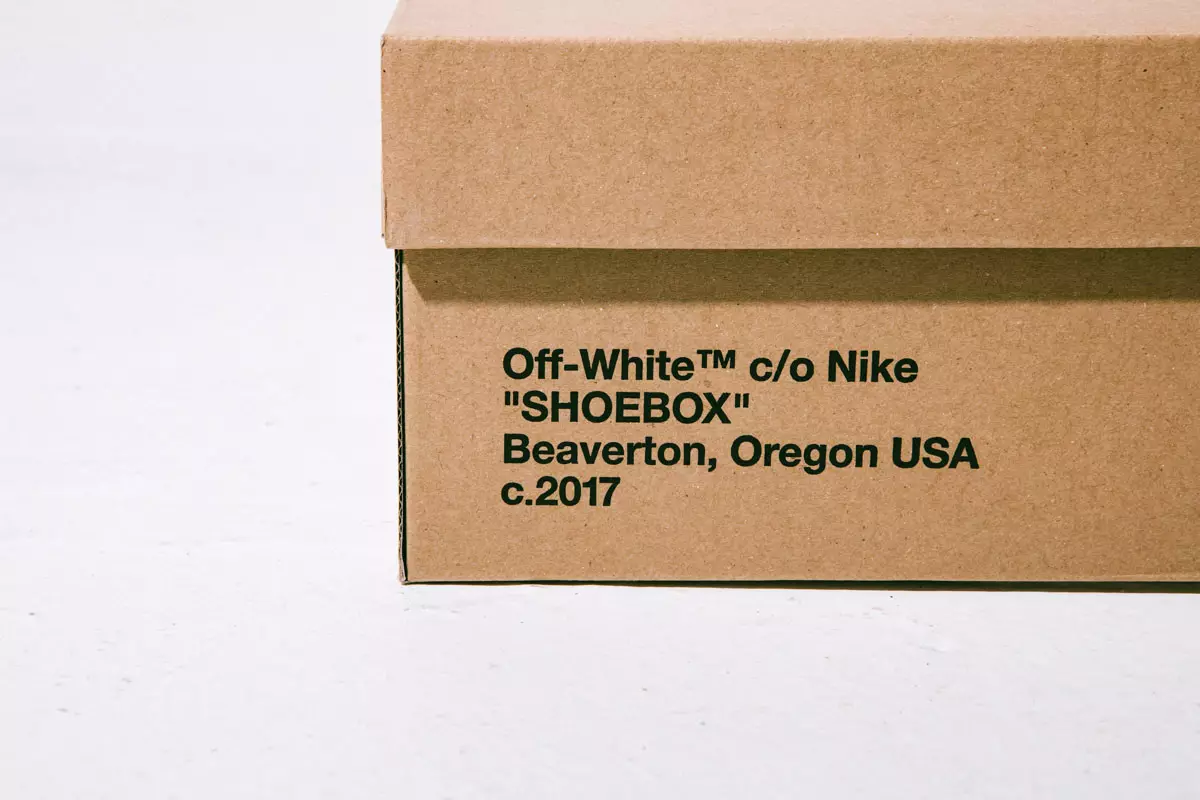 Air Jordan 1 Off-White Box AA3834-101