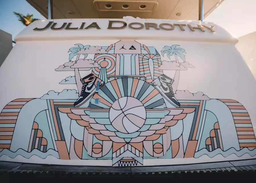 Әлеуметтік мәртебе Air Jordan 1 Art Basel яхтасының шолуы