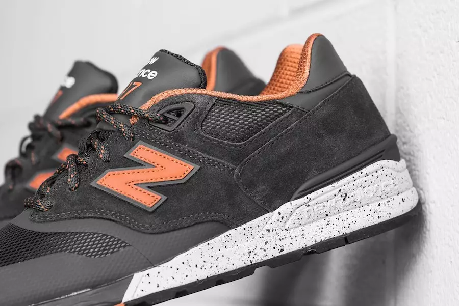 New Balance ML597SKJ Olive Orange