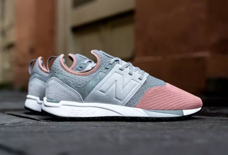 New Balance 247 منتشر شده با