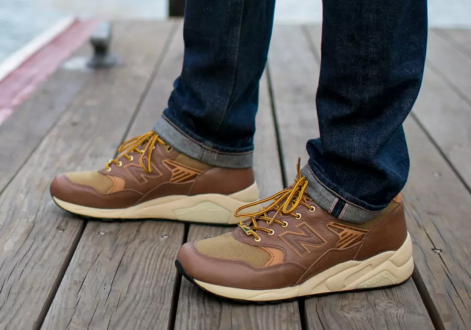 Danner x New Balance American Pioneer Projesi