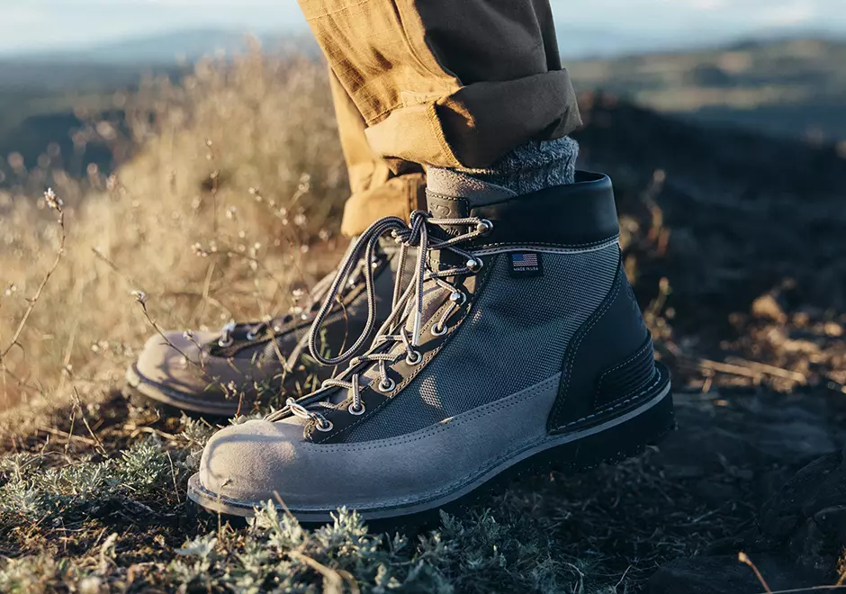 Danner x New Balance Лоиҳаи пешрави амрикоӣ