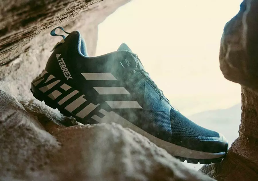 Цагаан ууланд авирах adidas TERREX