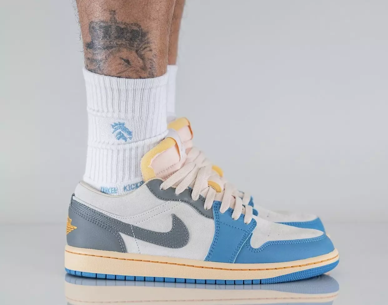 Air Jordan 1 Low DZ376-469 Data ta' Rilaxx