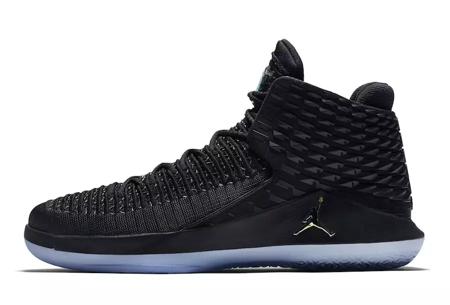 Air Jordan 32 Black Cat AA1253-003 Izlaišanas datums