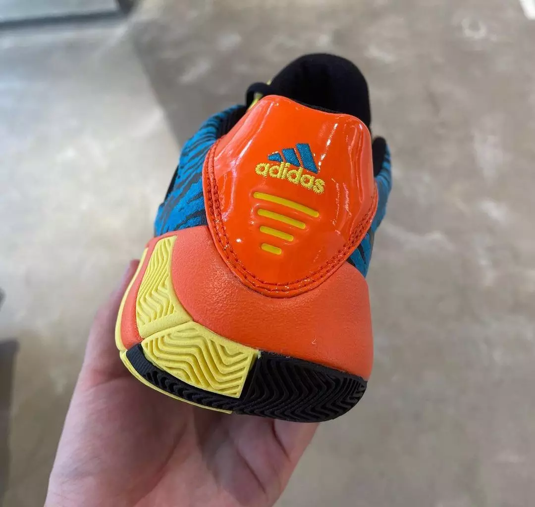 Дата на издаване на списание adidas Gil Zero Restomod SLAM