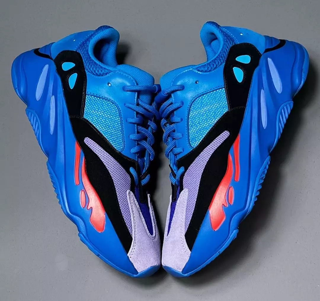 adidas Yeezy Boost 700 Hi-Res Bleu HQ6980 Date de sortie Prix