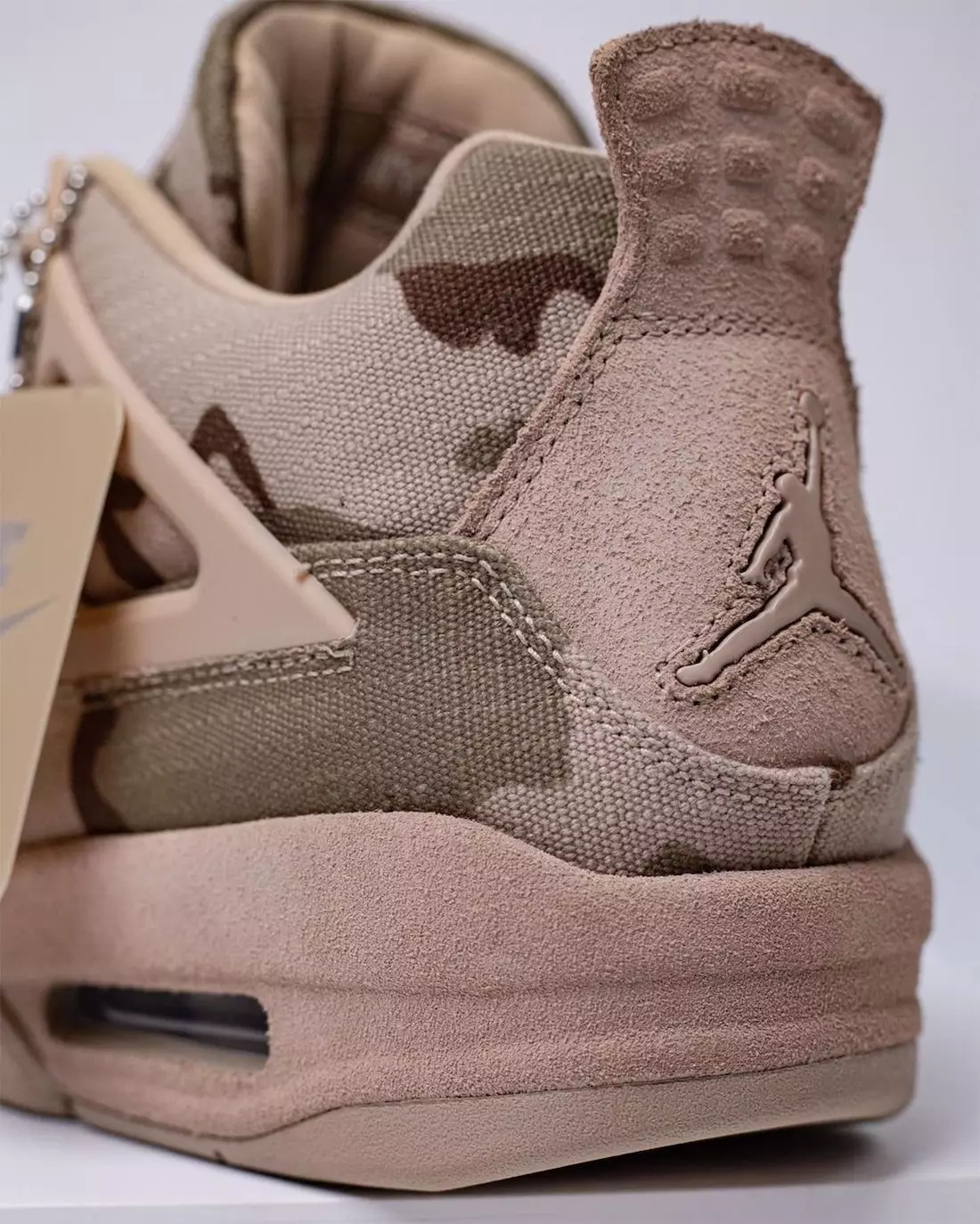 Aleali May Air Jordan 4 Camo Faxriylar kuni DJ1193-200 chiqarilgan sana