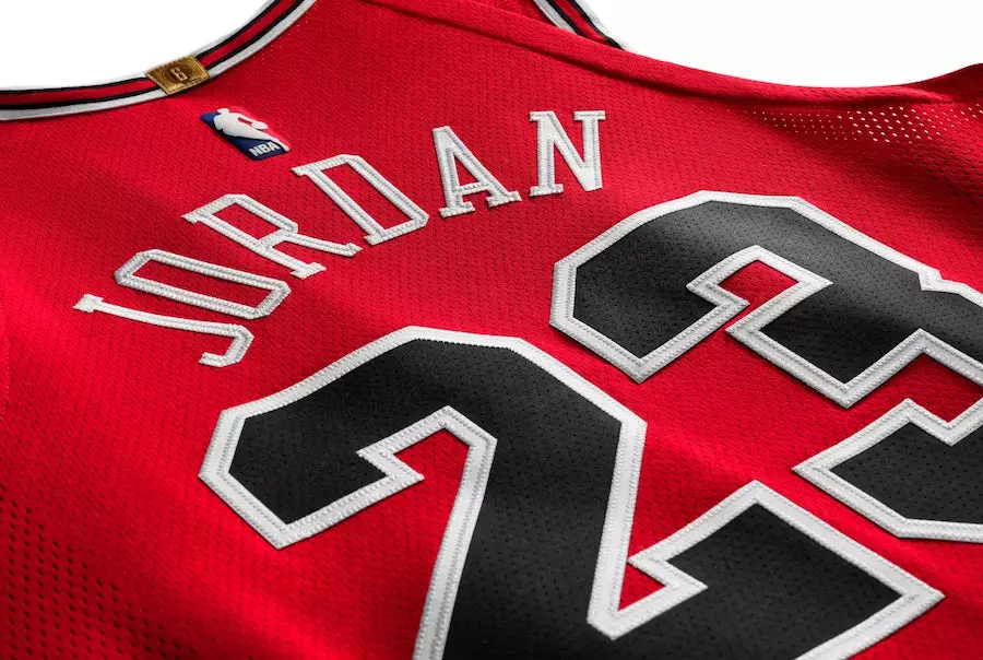 Barántúla Michael Jordan Icon Edition Tairbh Jersey