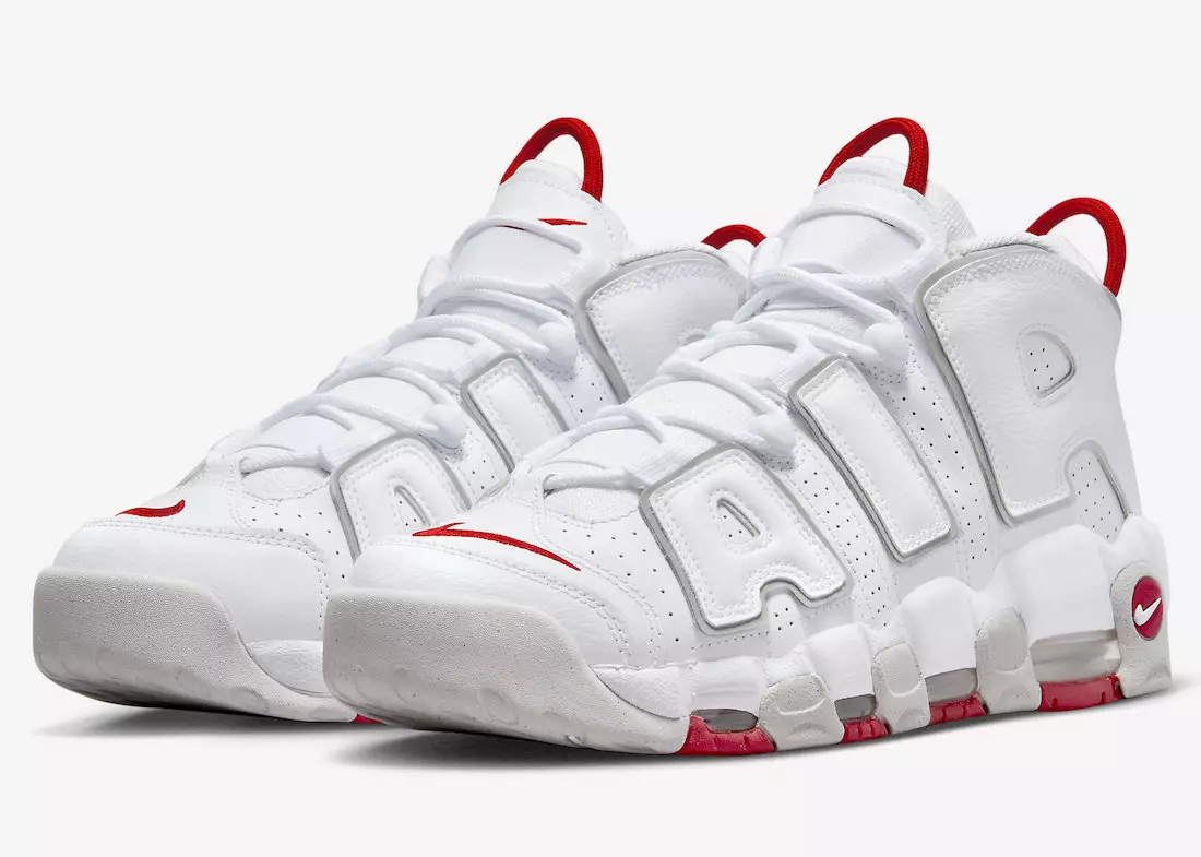 „Nike Air More Uptempo“ pasirodo kitoje „Bulls Colorway“.