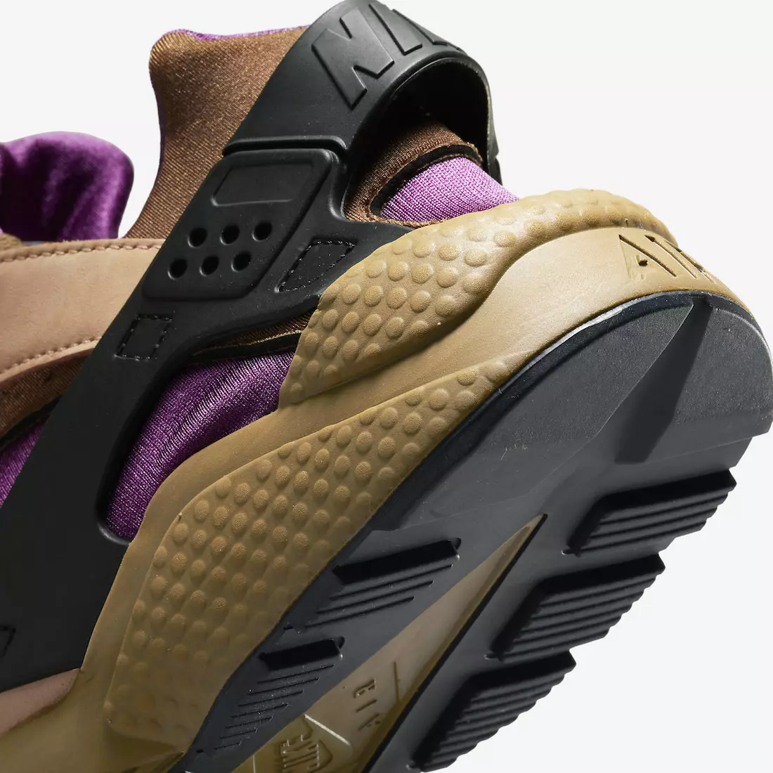 Nike Air Huarache Praline DH8143-201 Data e publikimit