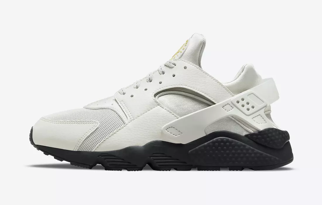 Дата выпуску Nike Air Huarache DO6388-001