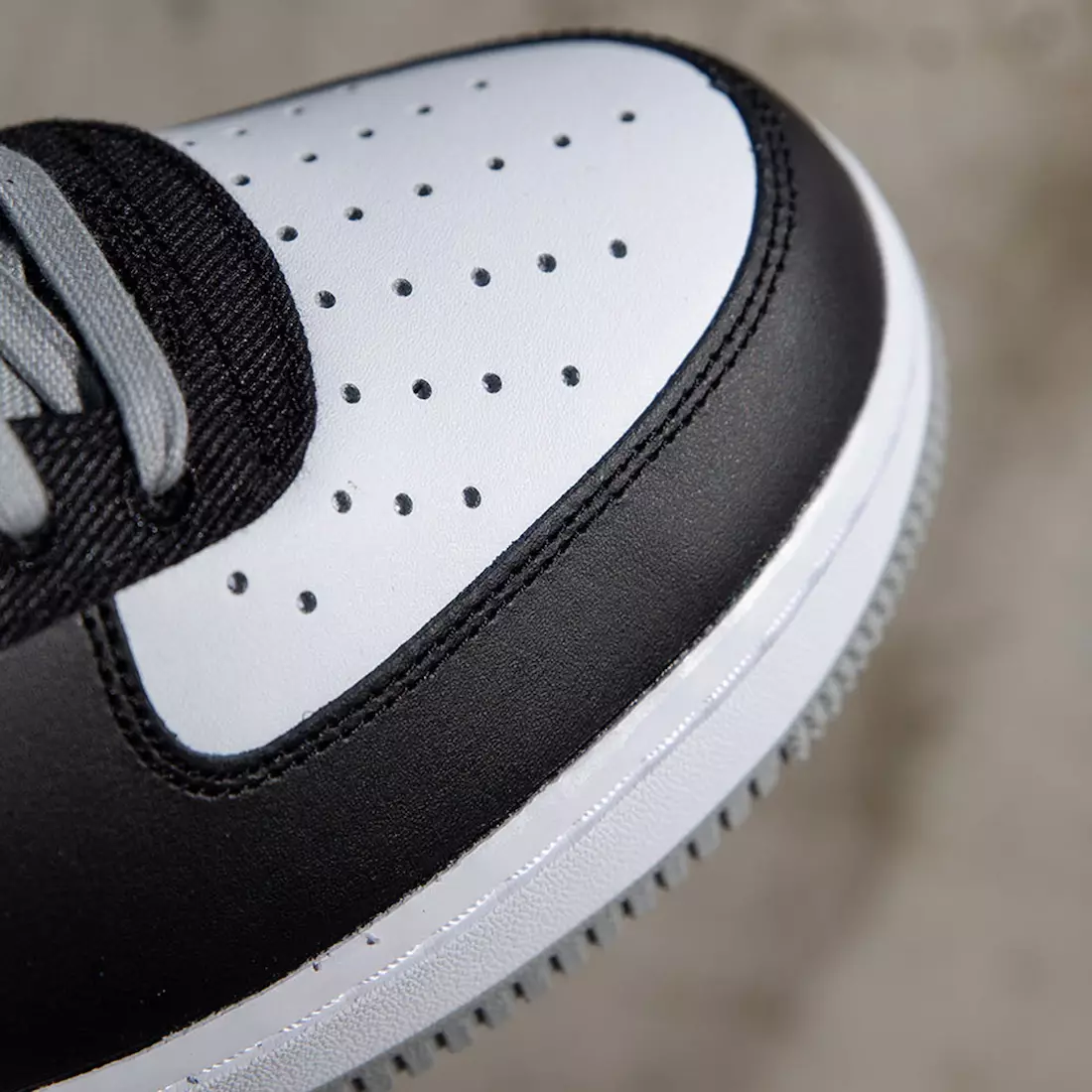 Nike Air Force 1 LV8 EMB Black Flat Silver CT2301-001 Дата выпуска