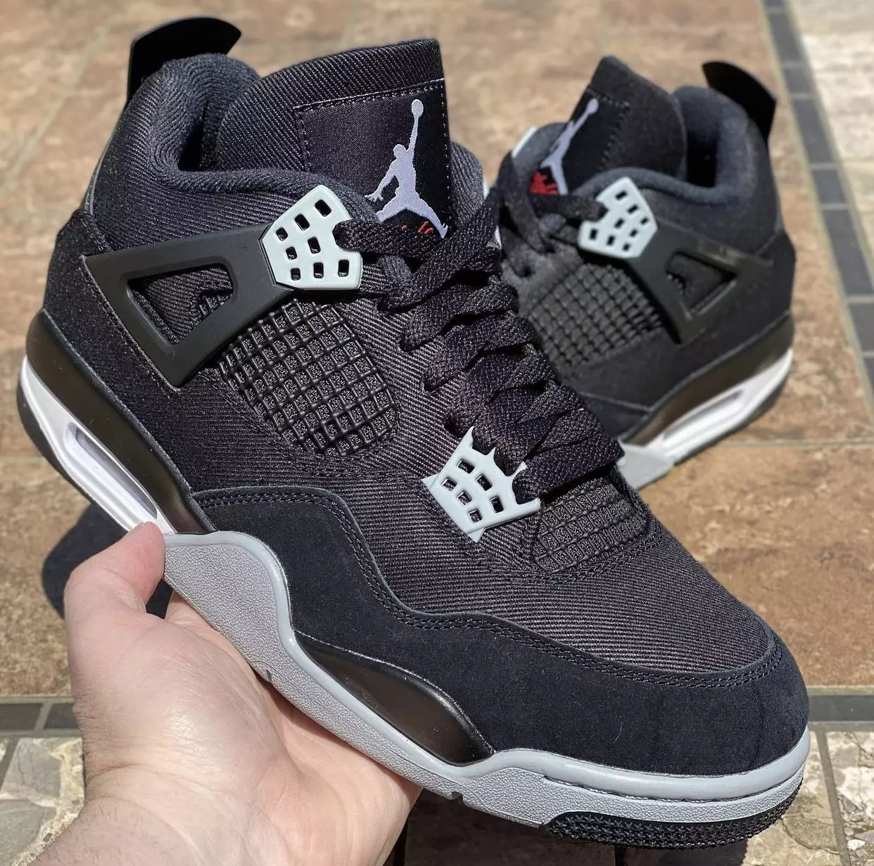 Air Jordan 4 Black Canvas DH7138-006 Väljalaskekuupäev Hinnakujundus