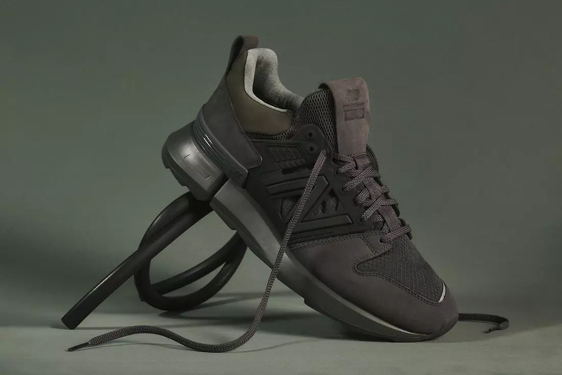 AURALEE révèle une nouvelle collaboration avec New Balance