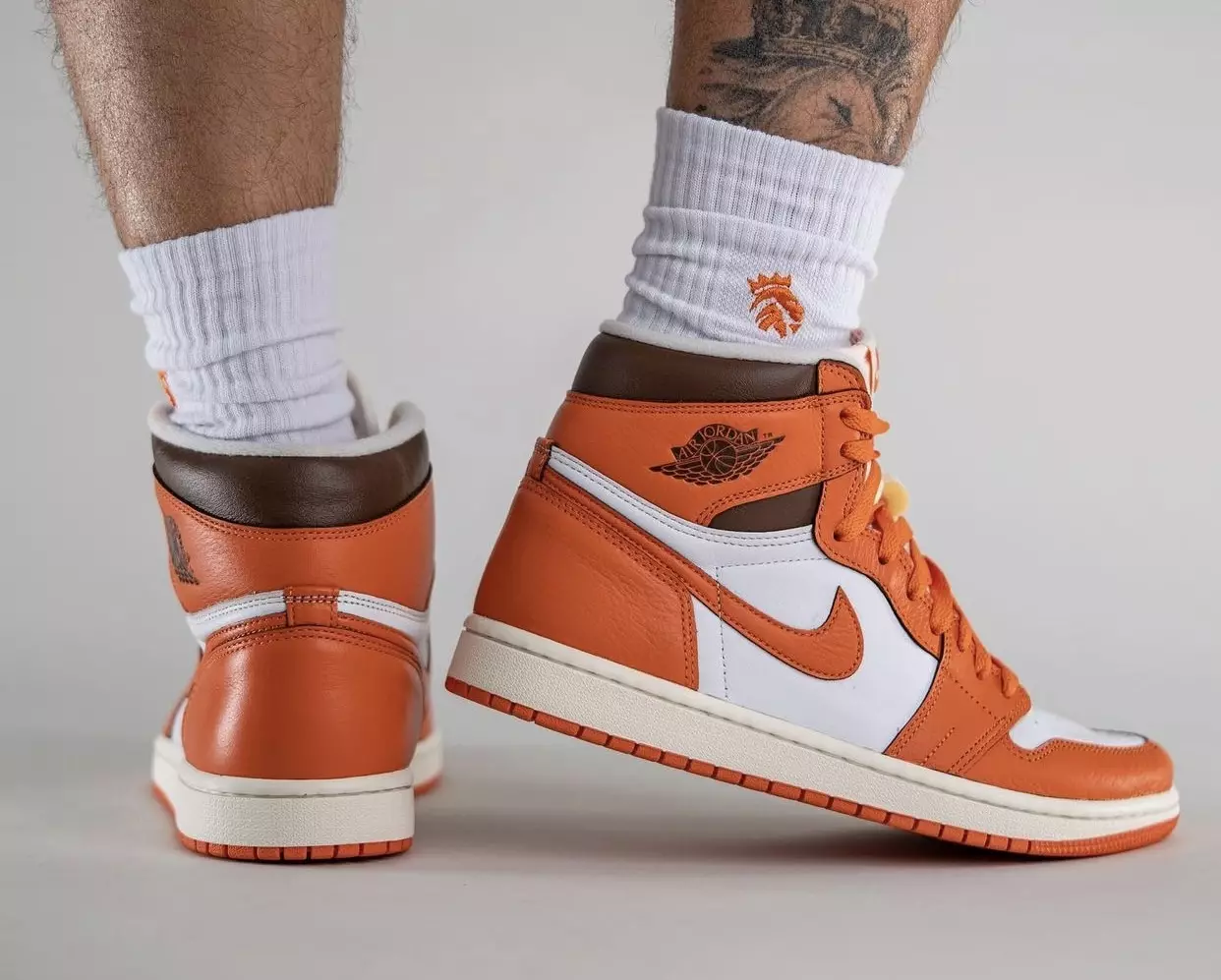 Air Jordan 1 Starfish DO9369-101 تاريخ الإصدار على القدمين