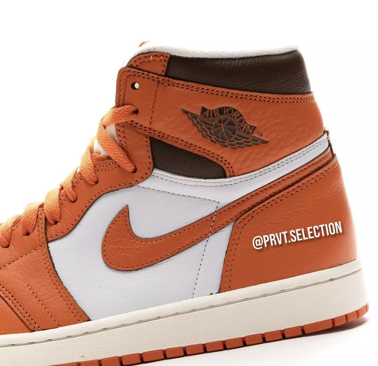 تاريخ الإصدار Air Jordan 1 Starfish DO9369-101