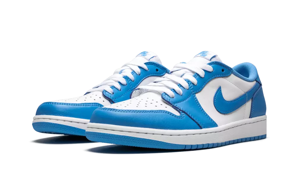 Ерик Костън Air Jordan 1 Low UNC