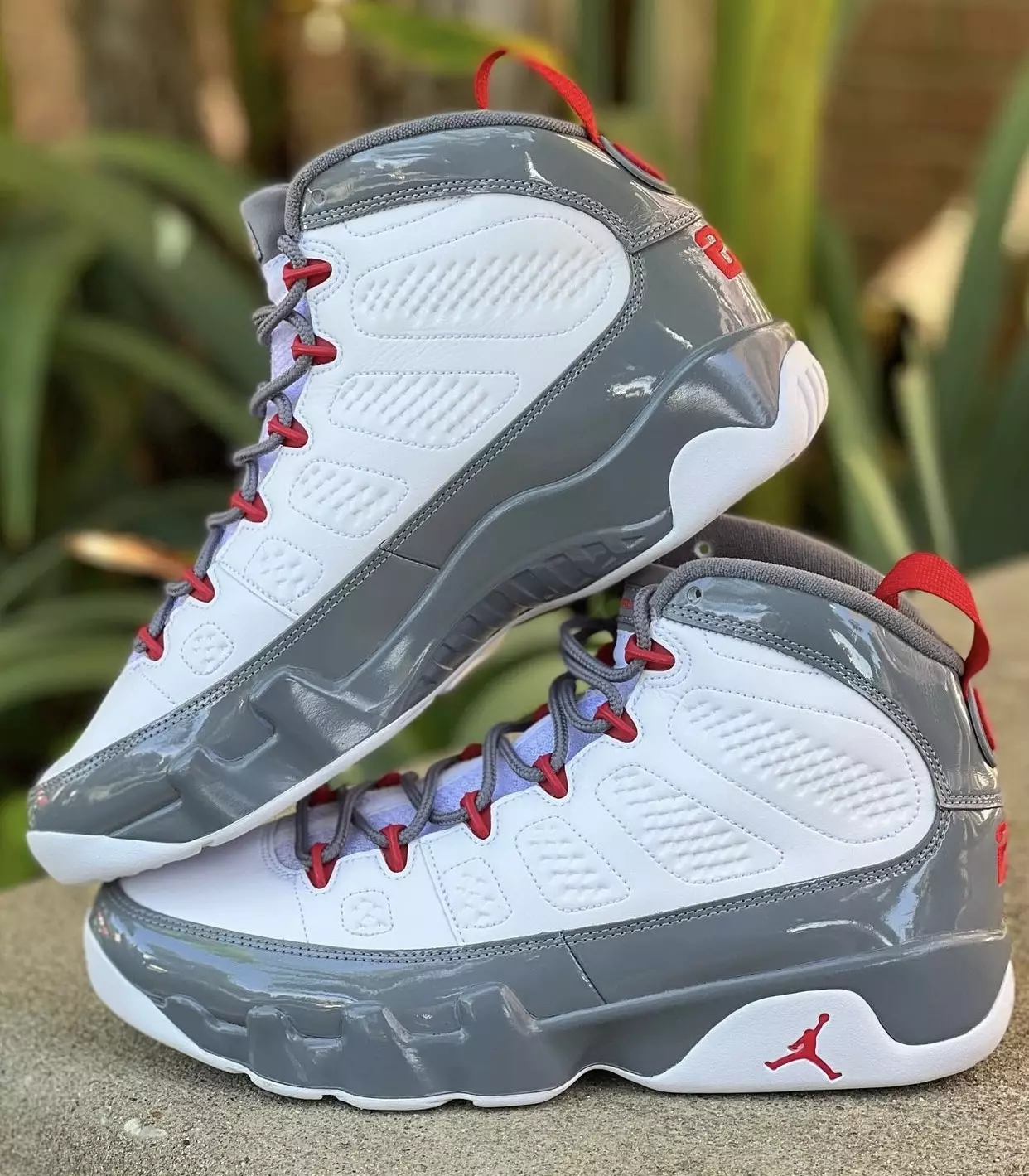 Air Jordan 9 Fire Red Датум на издавање CT8019-162