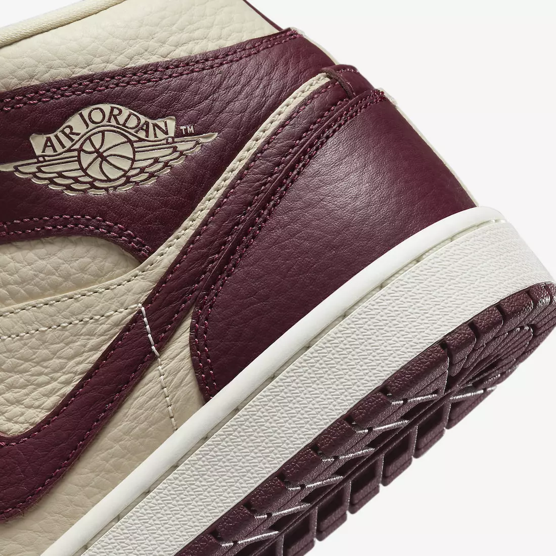 Air Jordan 1 Mid Split Beach Cherrywood DR0501-200 Julkaisupäivä