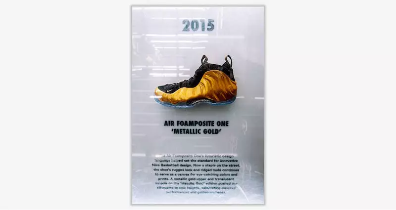 Nike SNKRS Nike Air Foamposite Goldene Luft