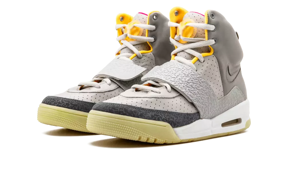 Nike Air Yeezy Zen Grijs 366164-002