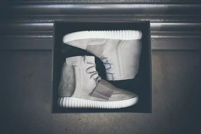 Ubicacions de botigues minoristes d'adidas Yeezy Boost