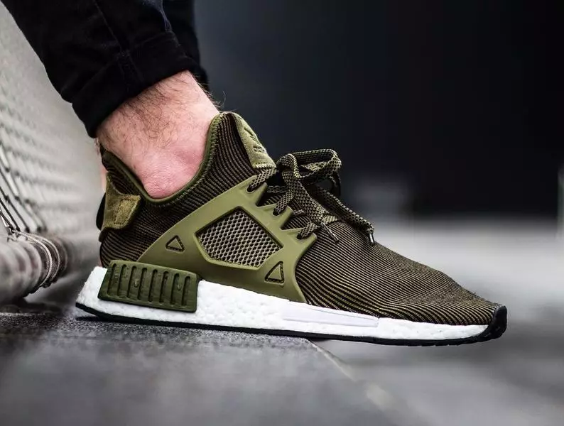 アディダス NMD XR1 オリーブ