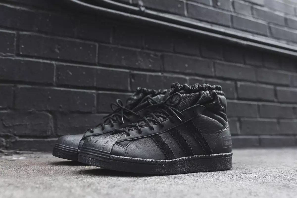 adidas Y-3 Samhail Sneachta Lár Tríarach Dubh