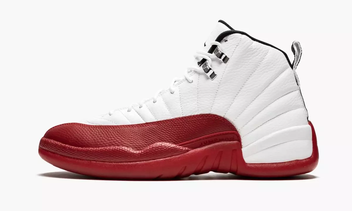 Air Jordan 12 Kiischt