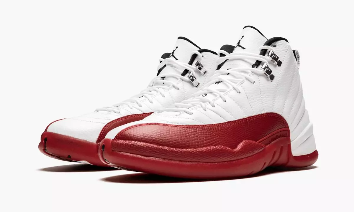 Air Jordan 12 Cereza