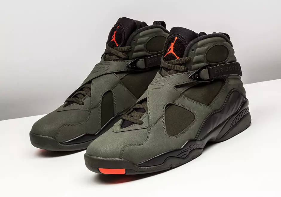 Air Jordan 8 Retro Chukua Ndege Isiyoshindwa 305381-305